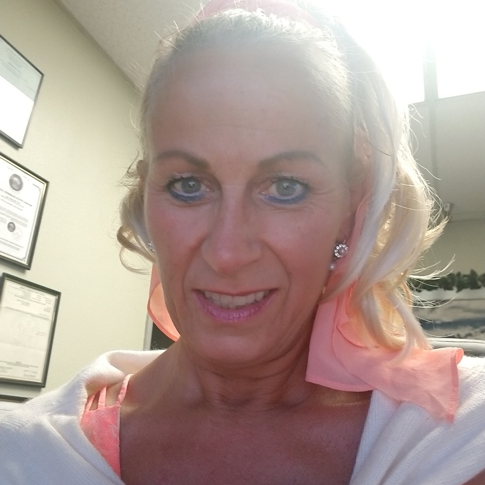 Meet your Posher, Julie